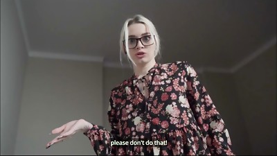 my step mom is going on a date! but she loves quick boinking in the bootie with me! - BelleNiko