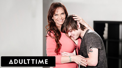 Your Stepmommy's Cunt Really Is Different!